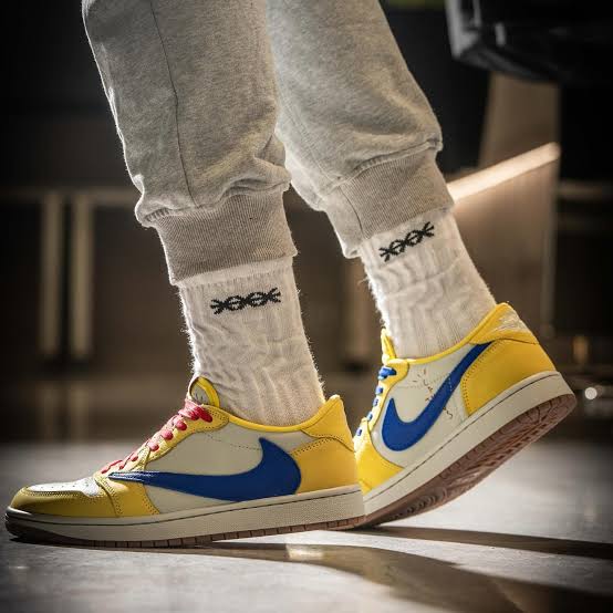 Air Jordan 1 Retro Low OG SP Travis Scott Canary - BAW KICKS