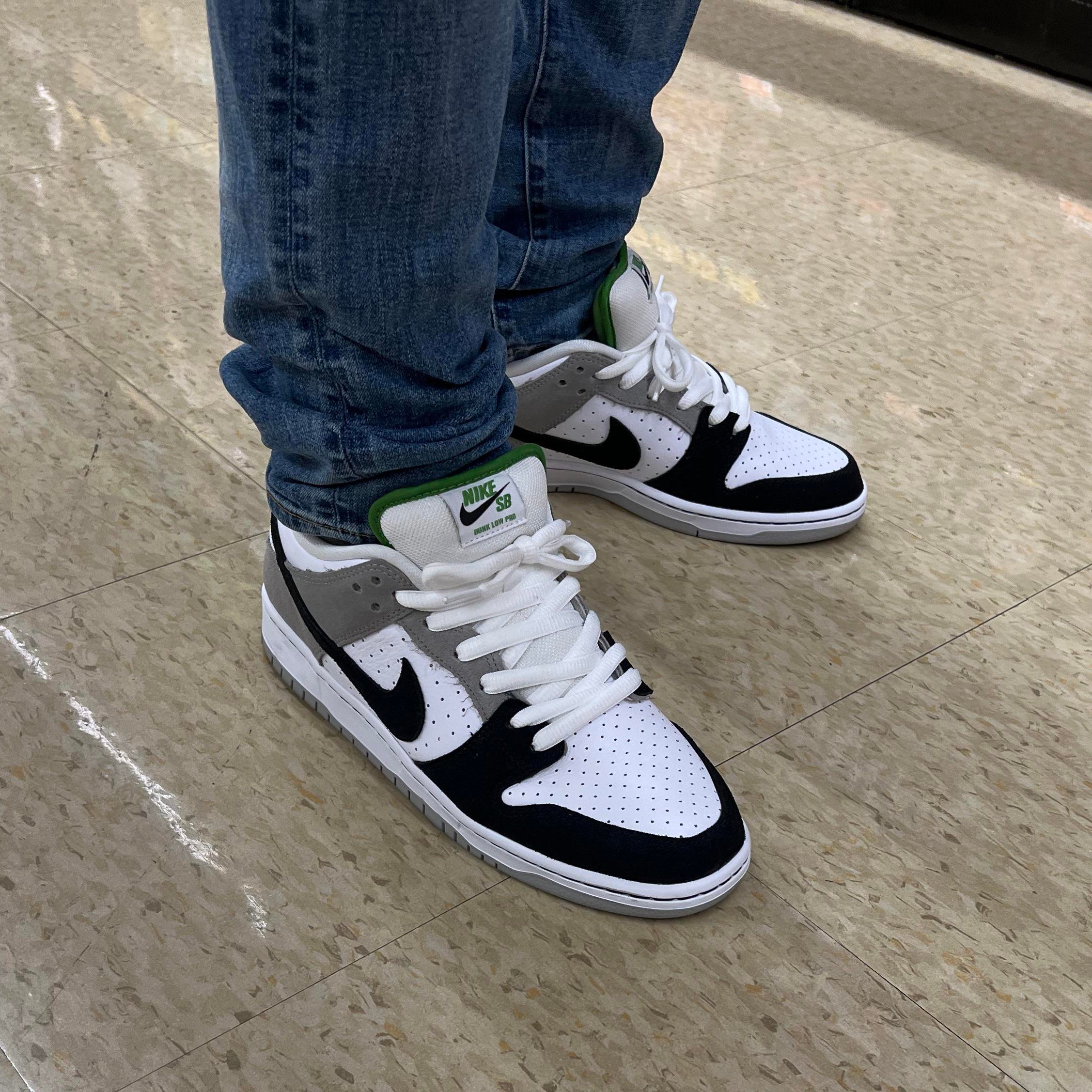 Nike SB Dunk Low Chlorophyll