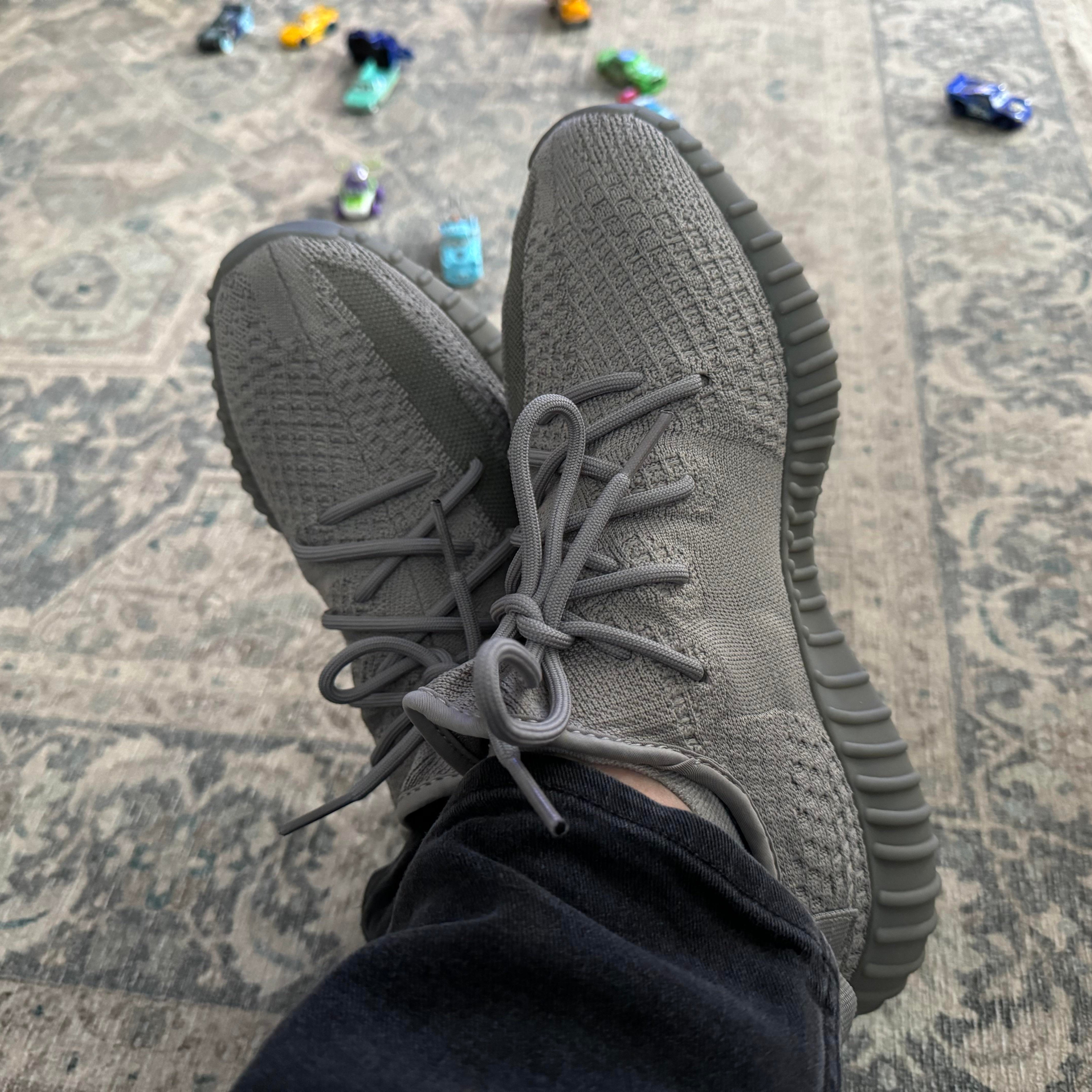 adidas Yeezy Boost 350 V2 Steel Grey