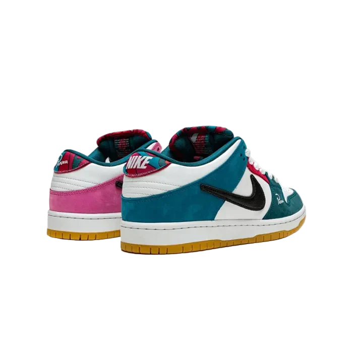 Nike SB Dunk Low Pro QS Parra (Friends & Family)