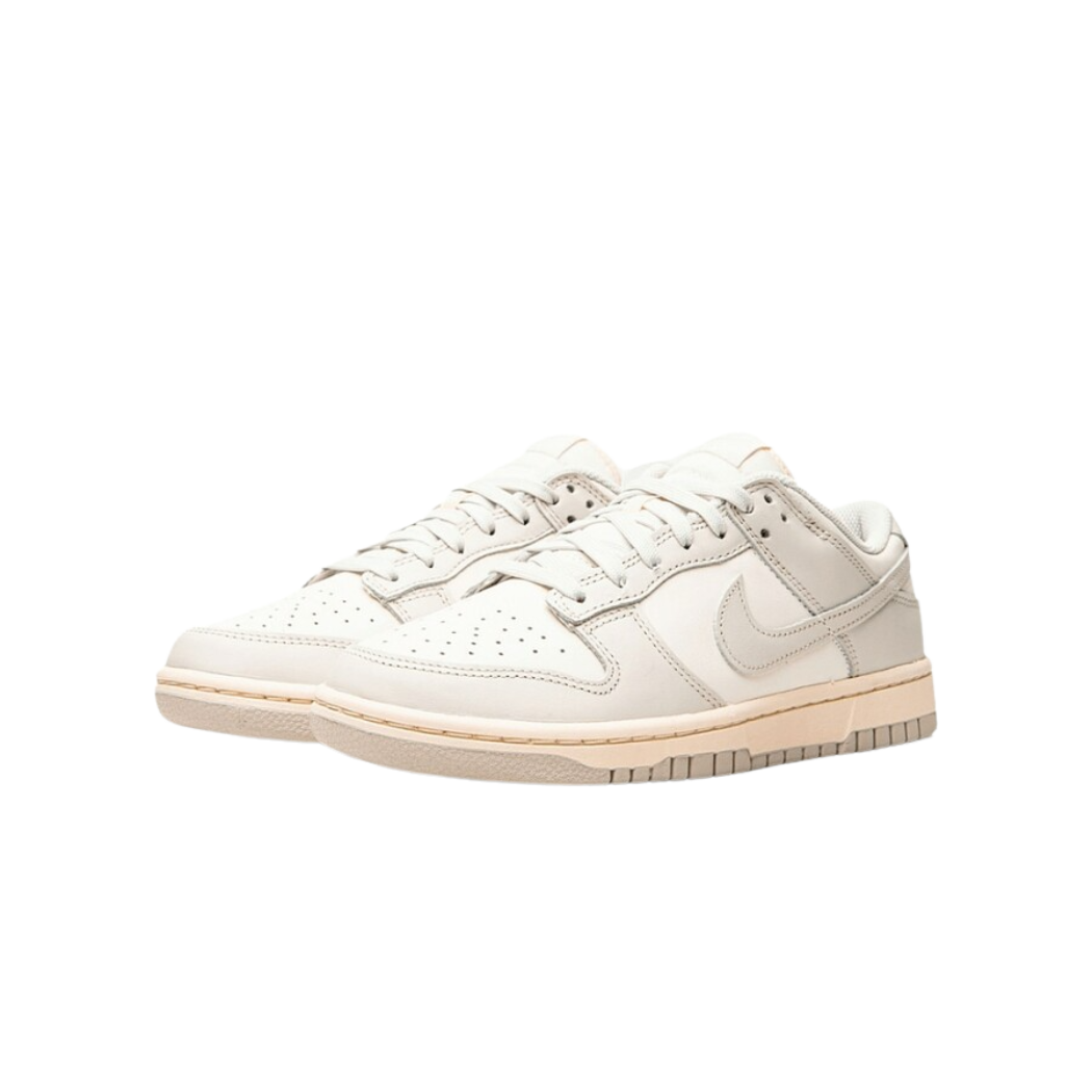 Nike Dunk Low Sail Light Bone (W)