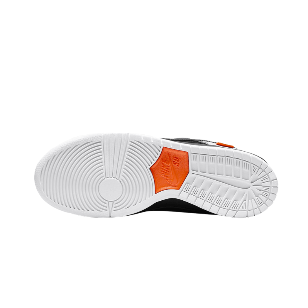Nike SB Dunk Low TIGHTBOOTH