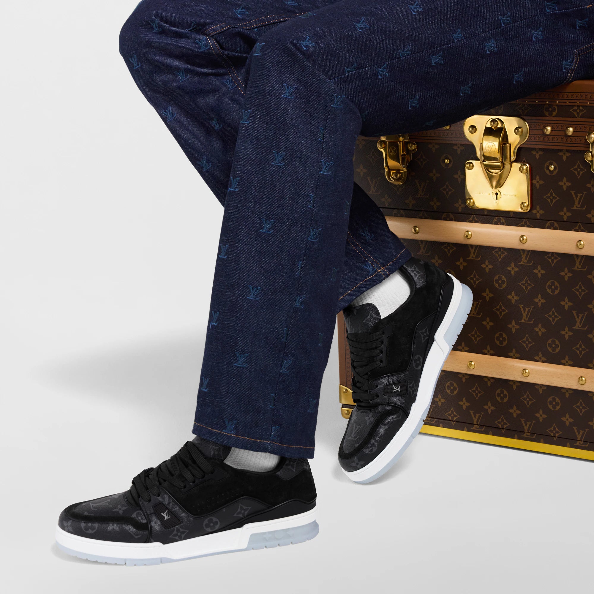 Louis Vuitton Trainer Black Monogram