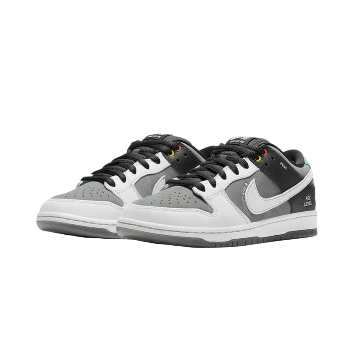 Nike SB Dunk Low VX1000
