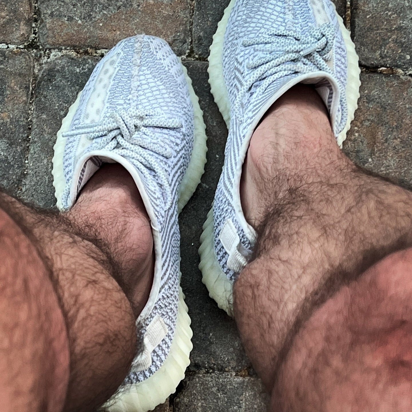adidas Yeezy Boost 350 V2 Static - BAW KICKS