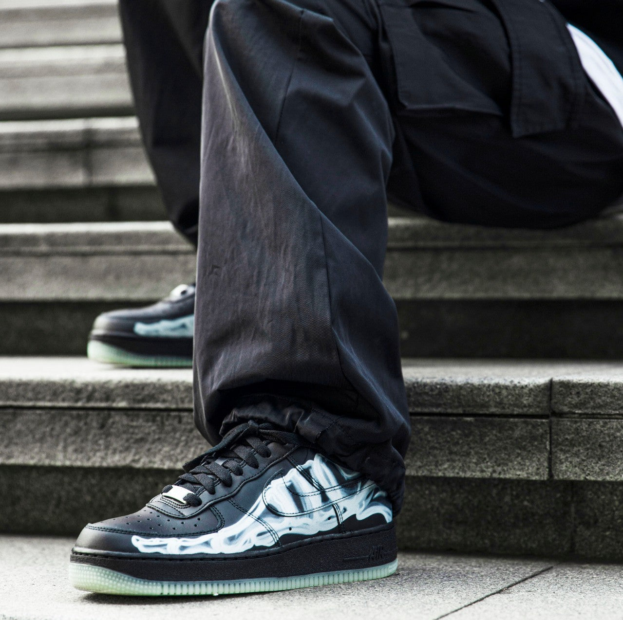 Nike Air Force 1 Low Black Skeleton Halloween (2019)