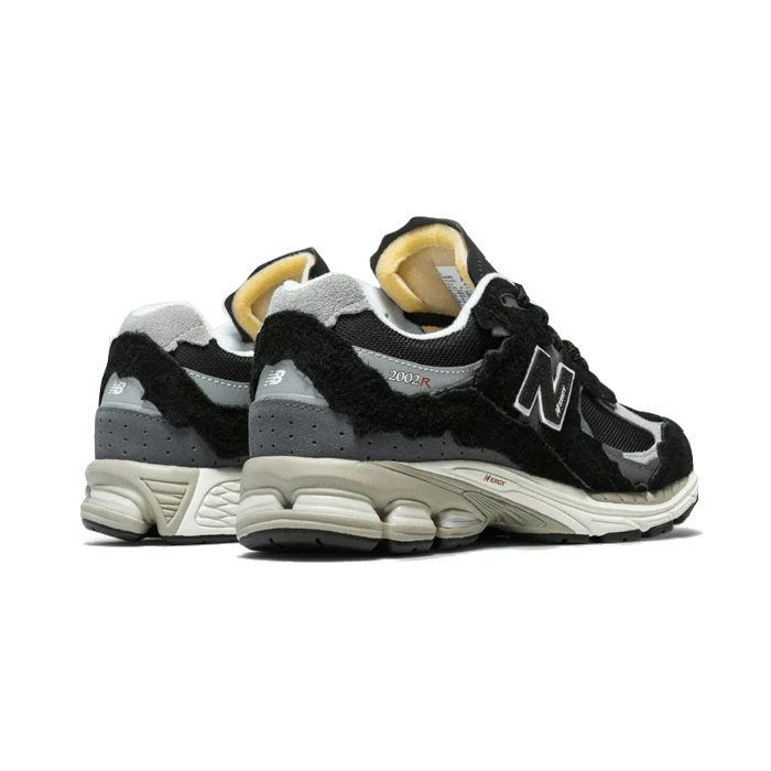 New Balance 2002R Protection Pack Black Grey