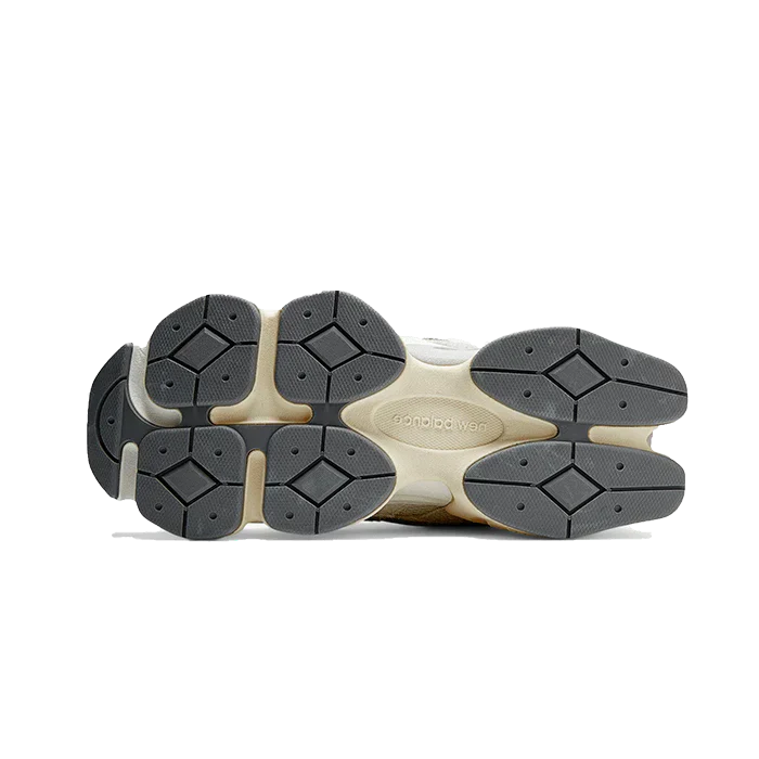 New Balance 9060 Moonbeam Sea Salt