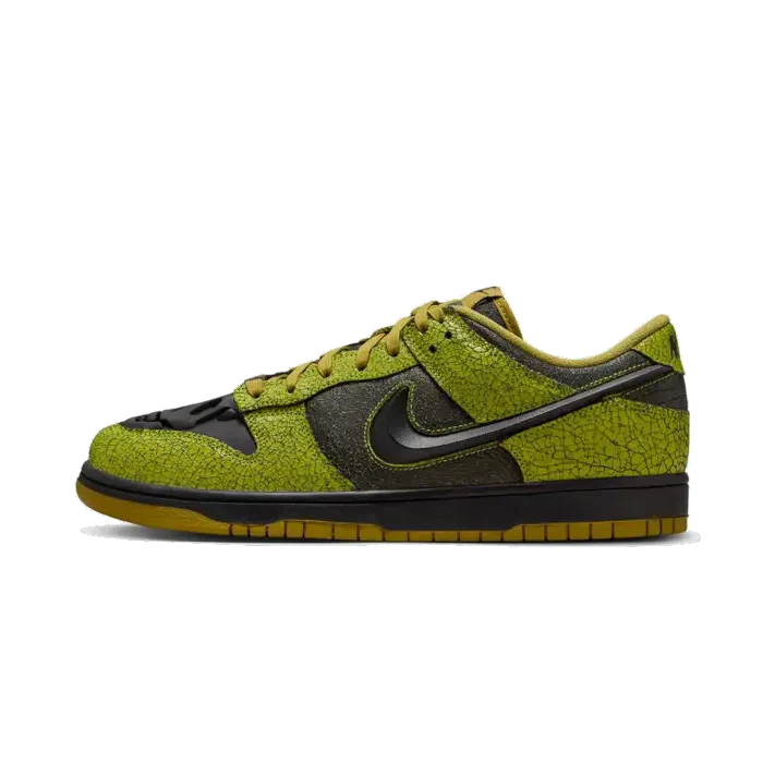 Nike Dunk Low Retro QS Halloween Skull