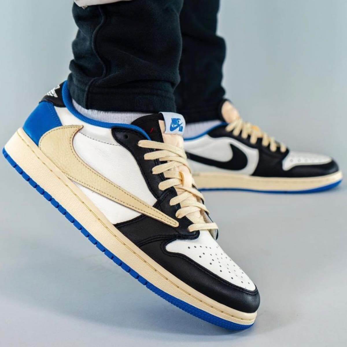 Air Jordan 1 Low OG SP x Fragment Design x Travis Scott