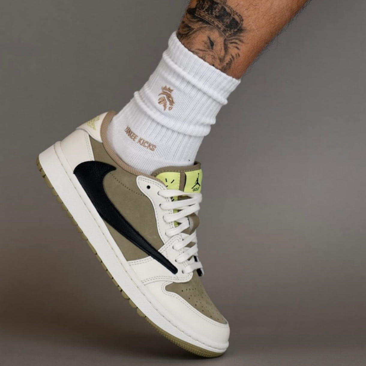 Air Jordan 1 Low Golf x Travis Scott Neutral Olive